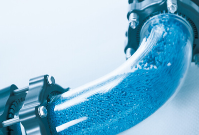 Coperion Pellets in pipe