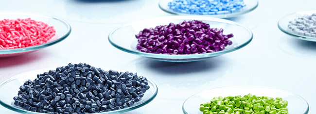 Coperion Pellets multicolored