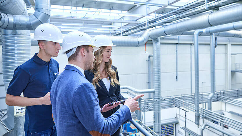 Studenten im Technikum